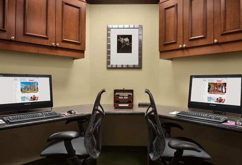 호텔 Hilton Garden Inn Toronto Vaughan