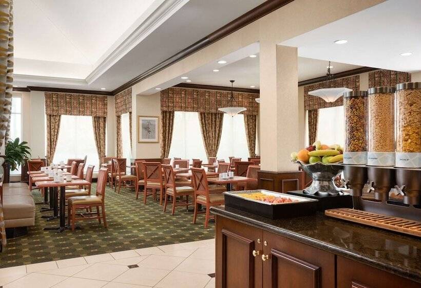 호텔 Hilton Garden Inn Toronto Vaughan