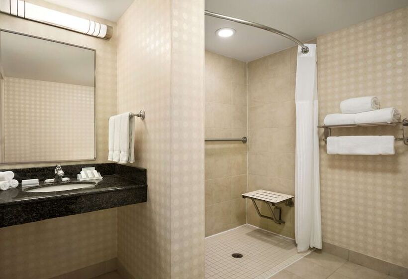 호텔 Hilton Garden Inn Toronto Vaughan