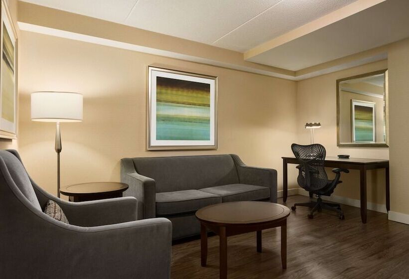 호텔 Hilton Garden Inn Toronto Vaughan