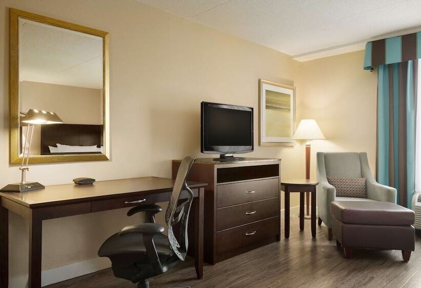 호텔 Hilton Garden Inn Toronto Vaughan