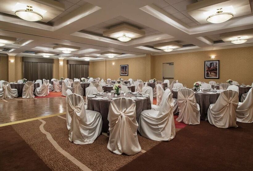 فندق Hilton Garden Inn West Edmonton