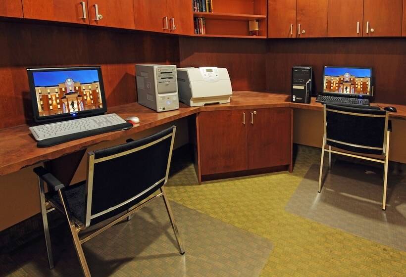 酒店 Holiday Inn Express Brampton, An Ihg