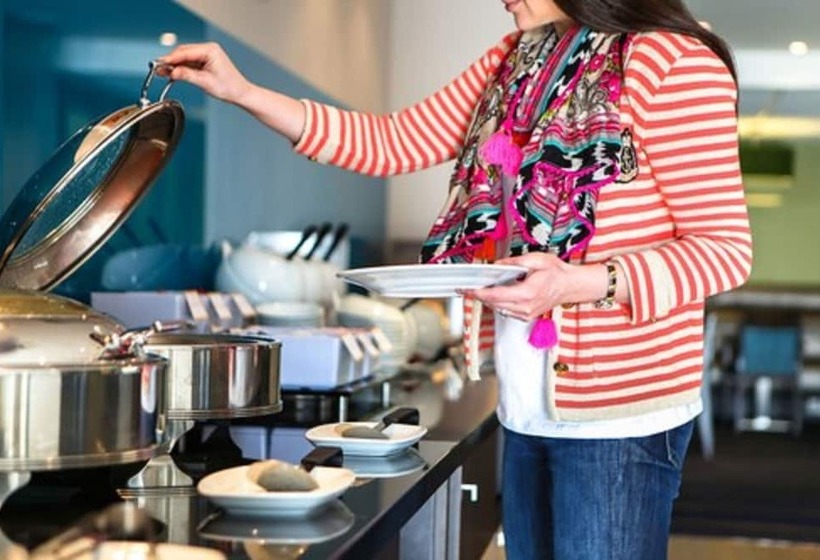 ホテル Holiday Inn Express Manchester Airport, An Ihg