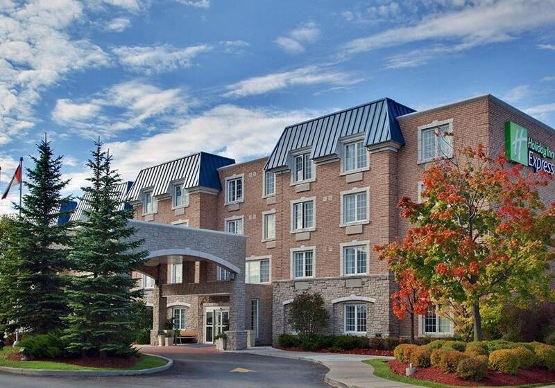 هتل Holiday Inn Express Whitby Oshawa, An Ihg