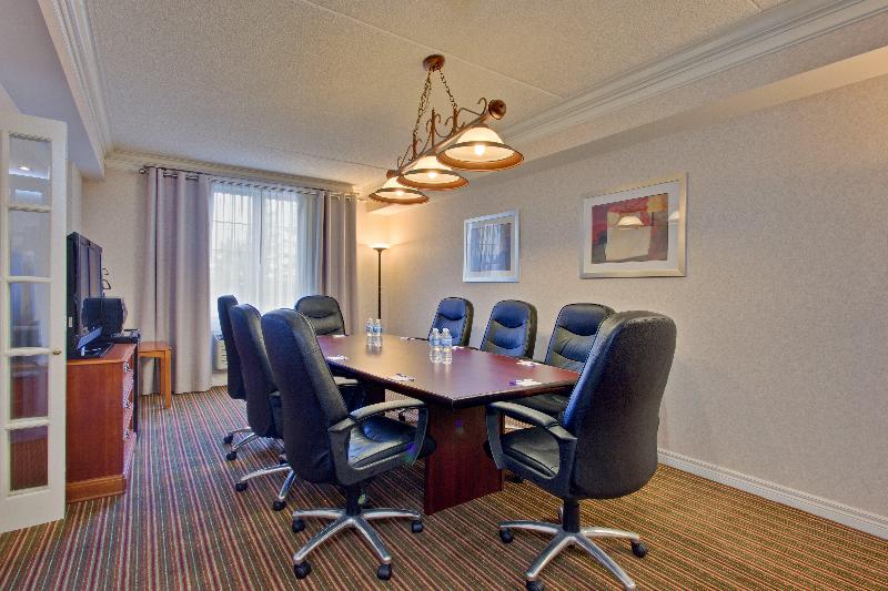 فندق Holiday Inn Express Whitby Oshawa, An Ihg