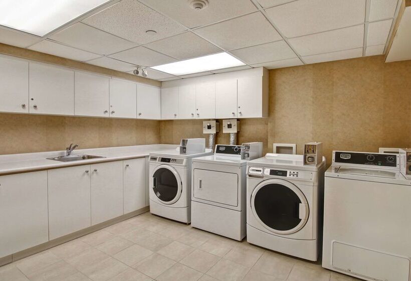 فندق Homewood Suites By Hilton Burlington