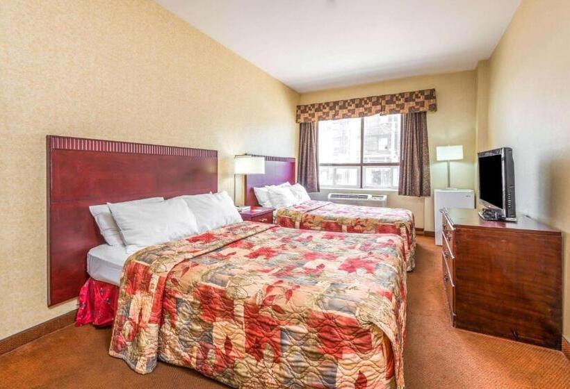 هتل Howard Johnson By Wyndham Toronto Downtown West