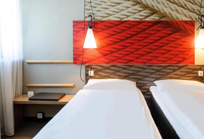 ホテル Ibis Innsbruck