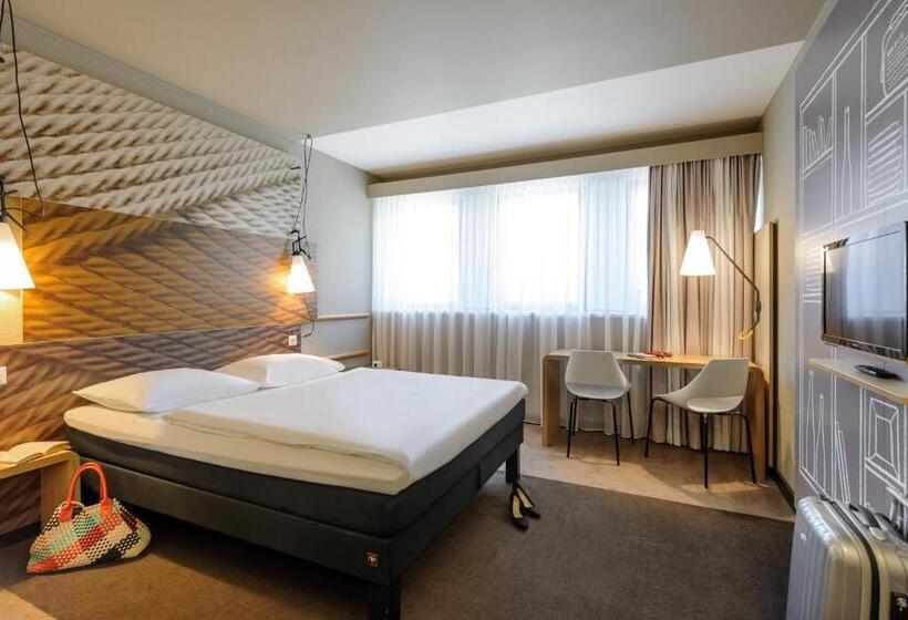 ホテル Ibis Innsbruck