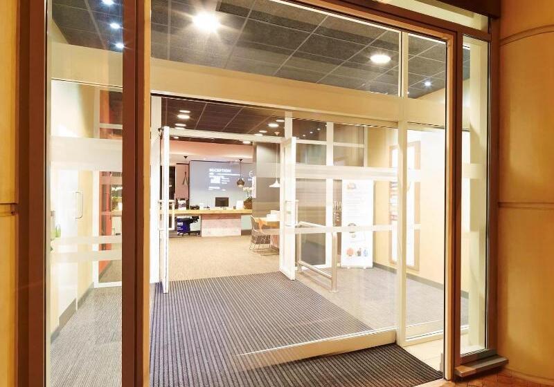 Отель Ibis Reading Centre