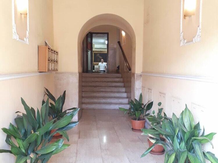 هتل Colosseo Rooms Imperial Rome