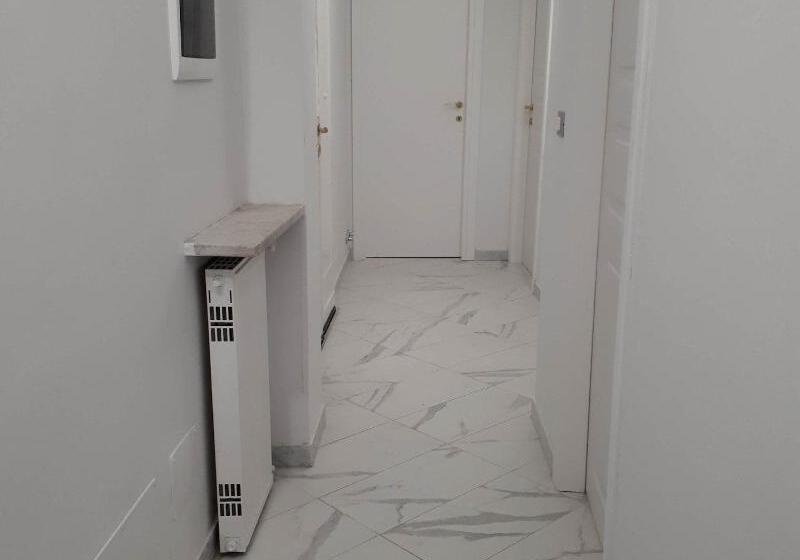 هتل Colosseo Rooms Imperial Rome