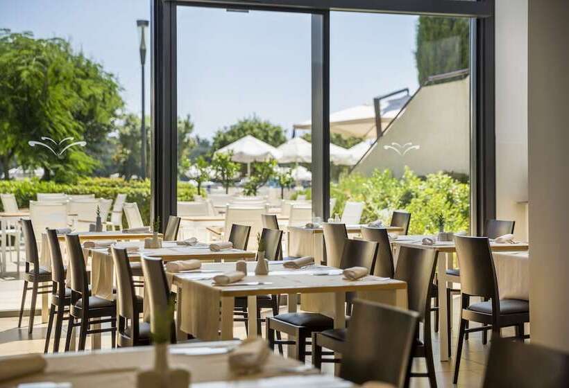 Отель Island  Istra