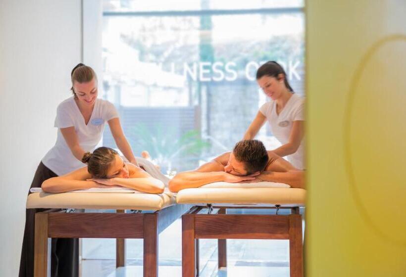 Отель Island  Istra