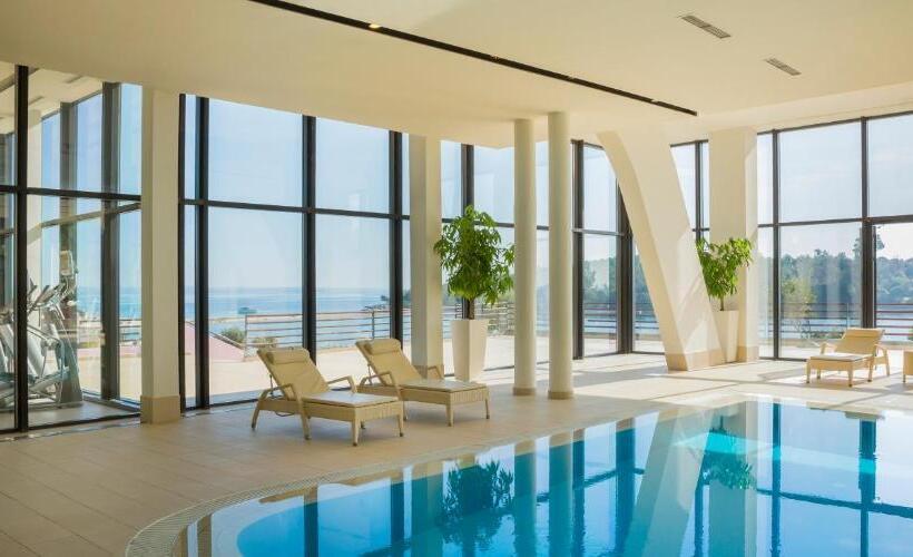 Отель Island  Istra