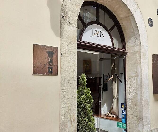 ホテル Jan