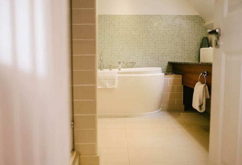 בית מלון כפרי Jesmond Dene House