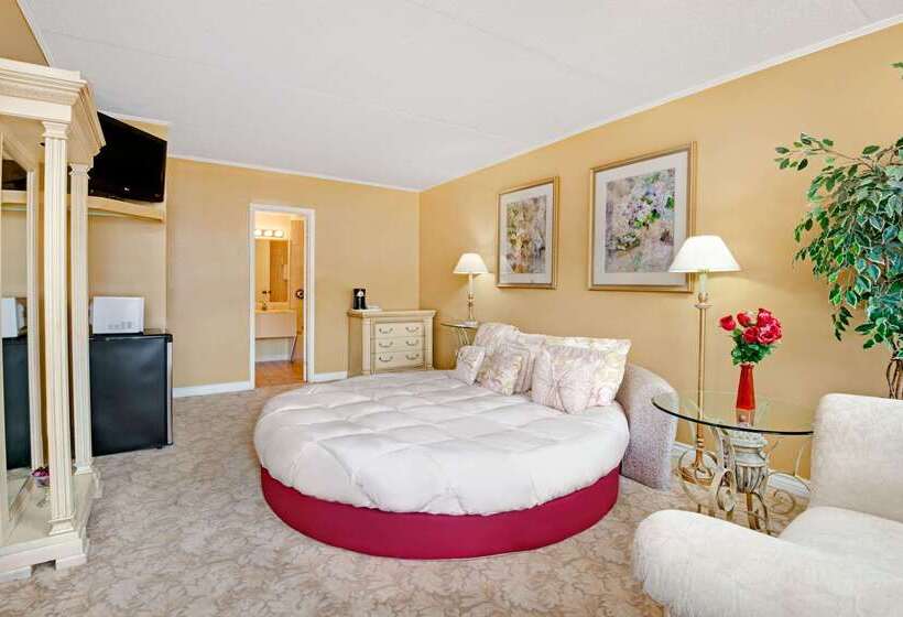 Knights Inn   Park Villa Motel, Midland