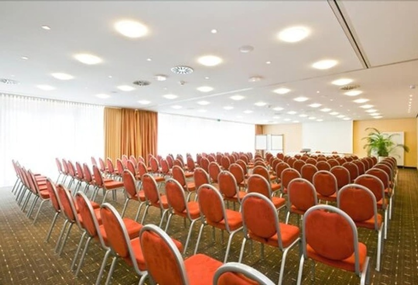 هتل Ramada By Wyndham Duesseldorf Ratingen