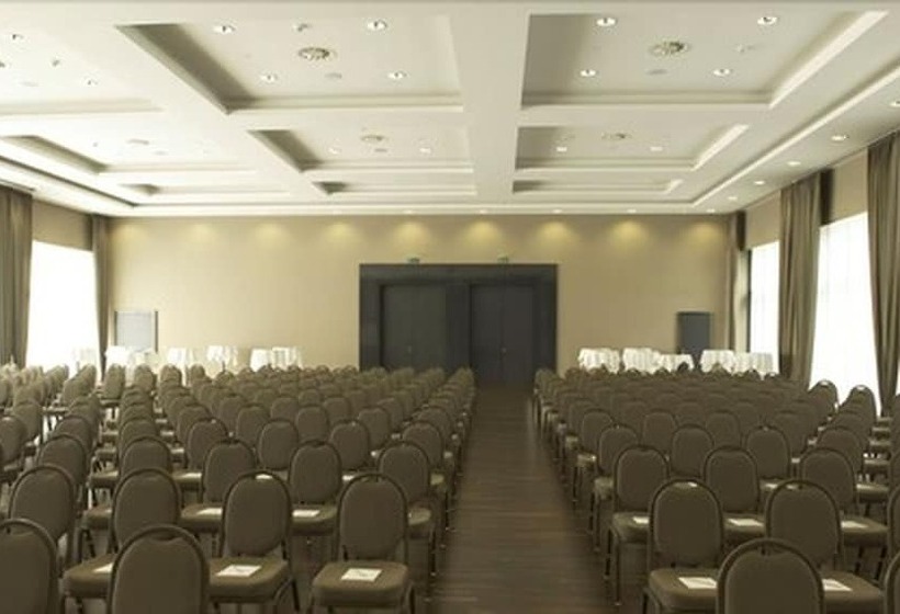 هتل Ramada By Wyndham Duesseldorf Ratingen