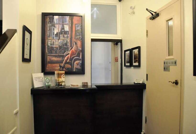 Отель Unique Stays 1595 St Denis