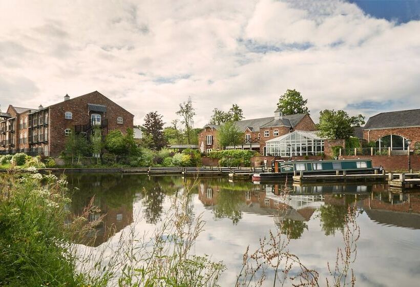 ホテル Lion Quays Resort