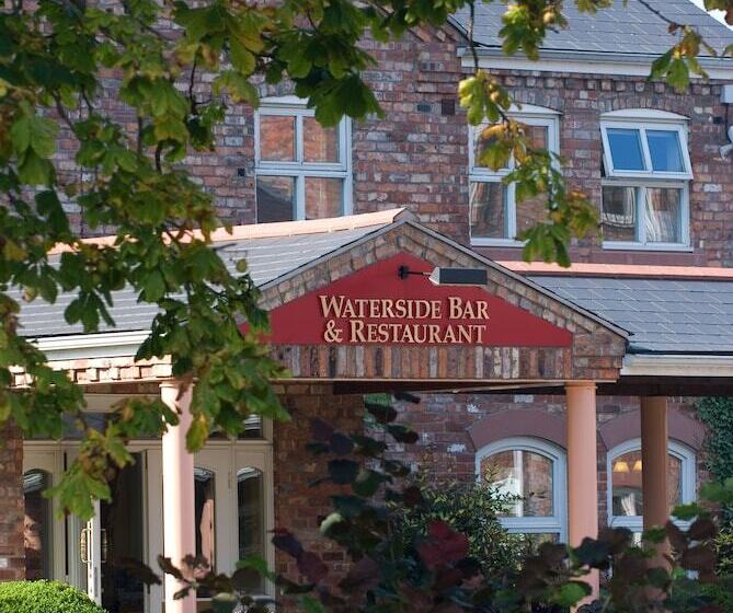 ホテル Lion Quays Resort