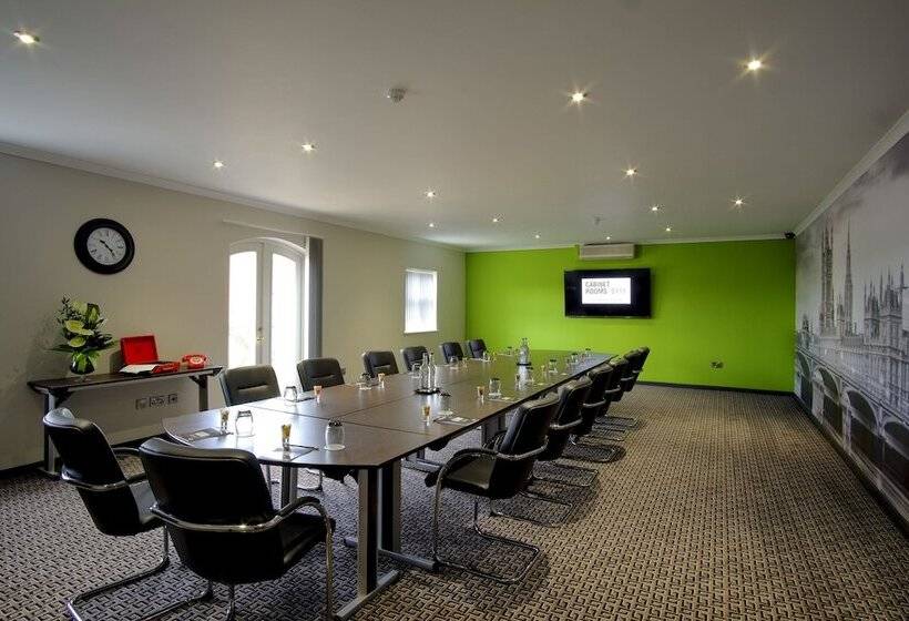 ホテル Lion Quays Resort