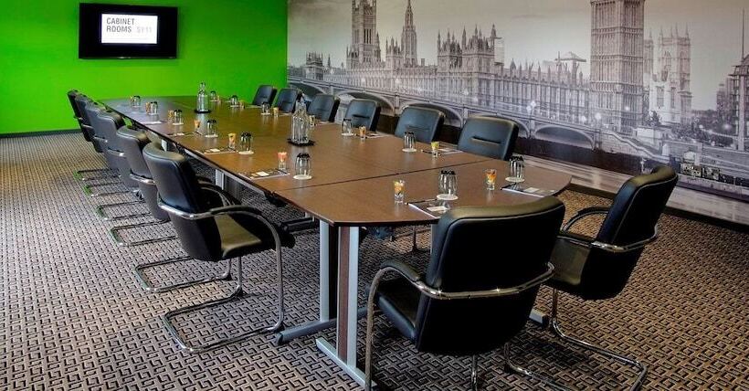 ホテル Lion Quays Resort