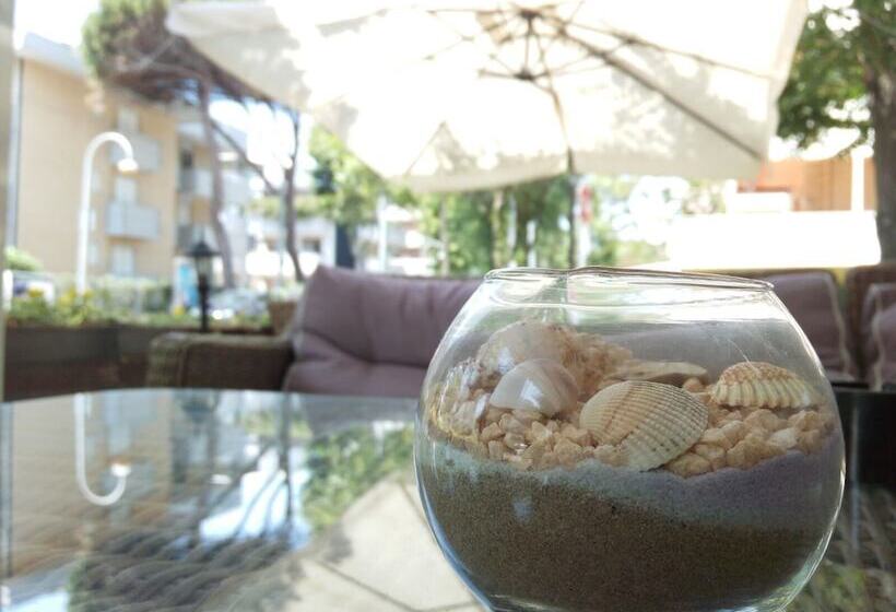 בית מלון כפרי Majorca Sul Mare In Centro A Riccione