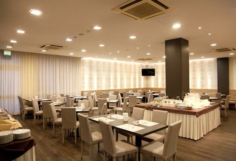 בית מלון כפרי Majorca Sul Mare In Centro A Riccione