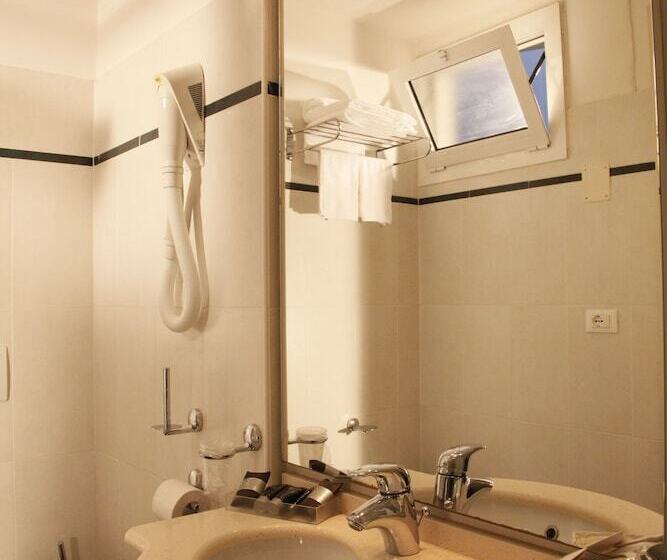 בית מלון כפרי Majorca Sul Mare In Centro A Riccione