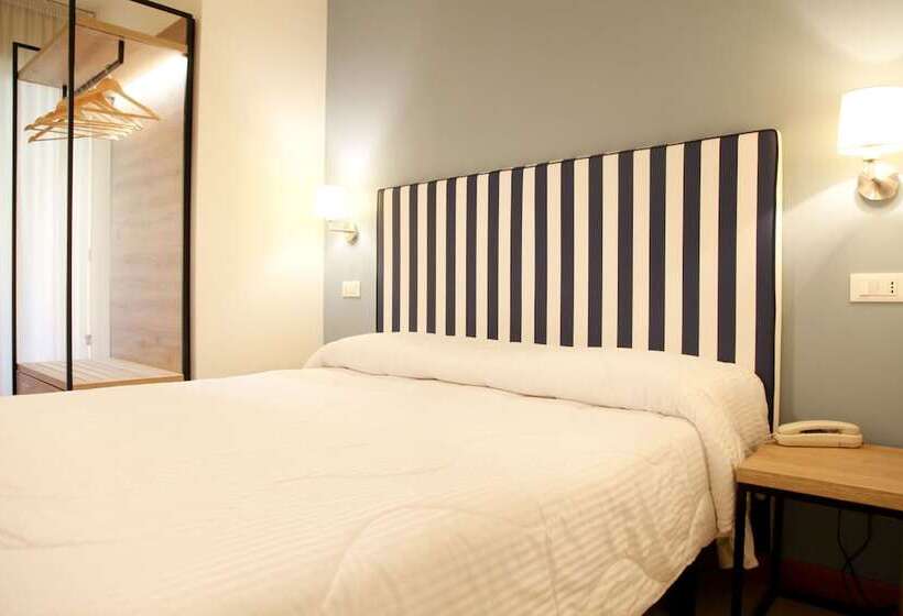 בית מלון כפרי Majorca Sul Mare In Centro A Riccione