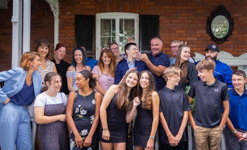 فندق Manoir Becancourt