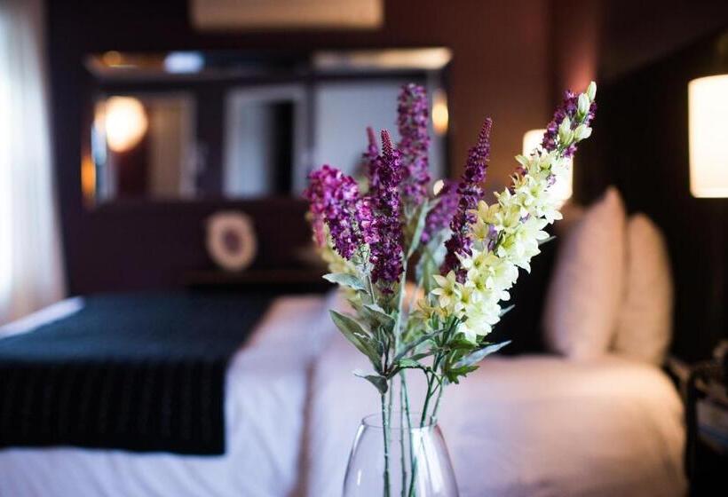 فندق Manoir Becancourt