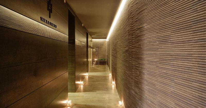 Отель Meliá Genova