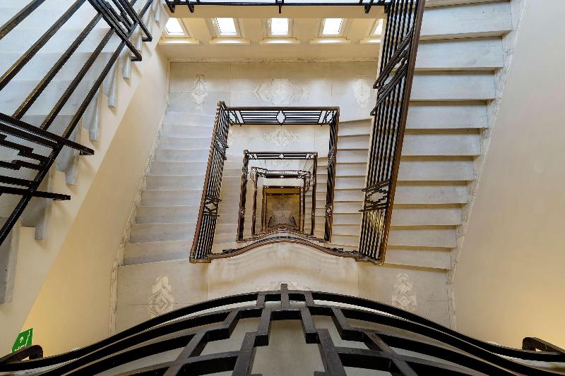 Отель Meliá Genova