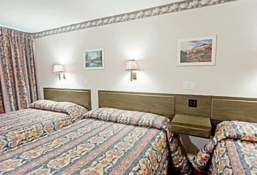 בית מלון כפרי Milan Garden Inn