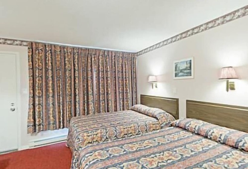 בית מלון כפרי Milan Garden Inn