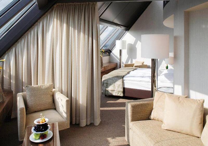 Mövenpick Hotel Hamburg