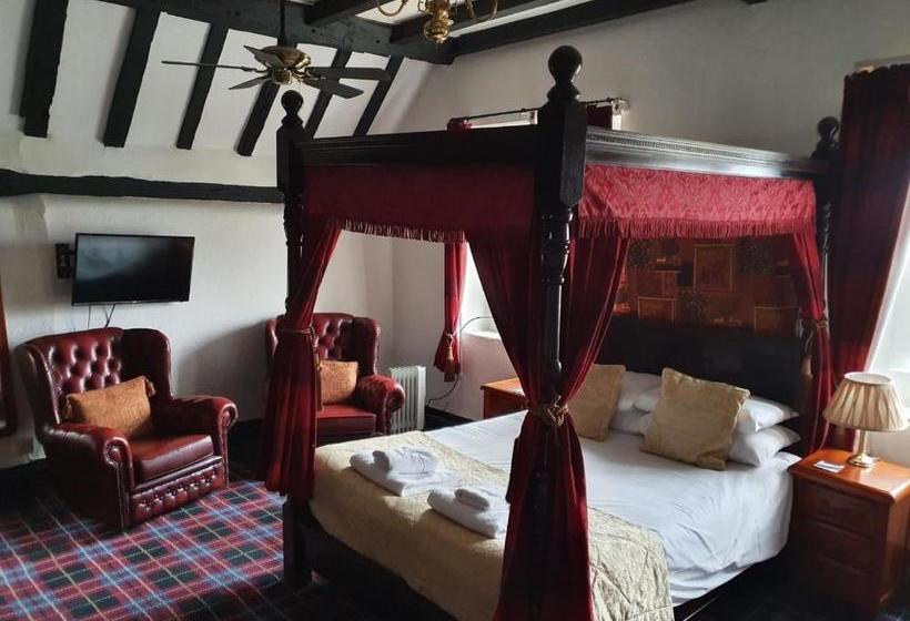 Old Court Hotel & Apartments