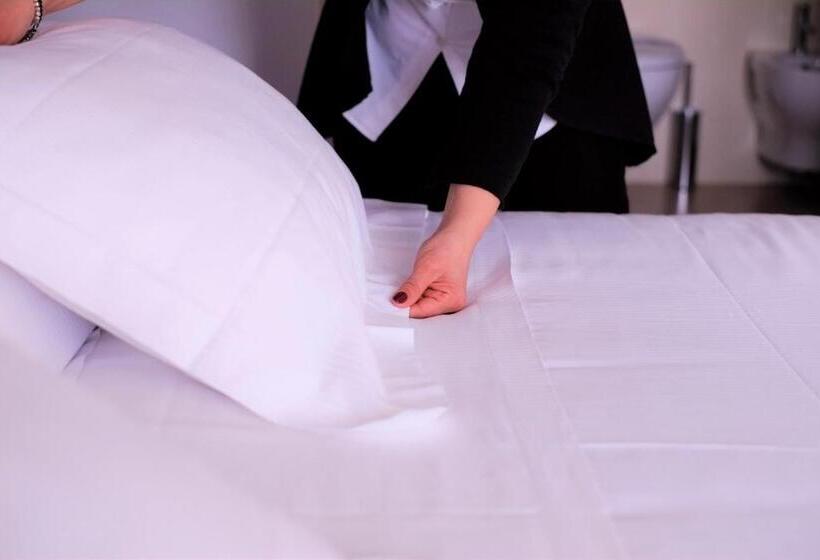 Отель Oxygen Lifestyle