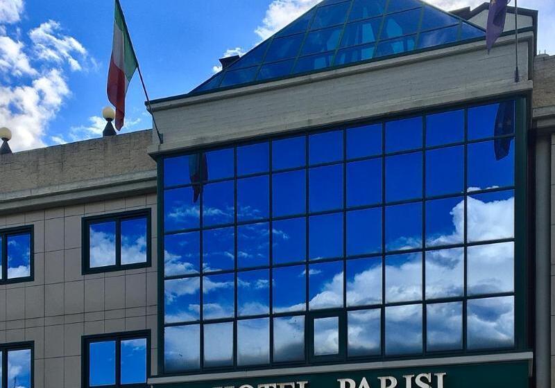 בית מלון כפרי Parisi