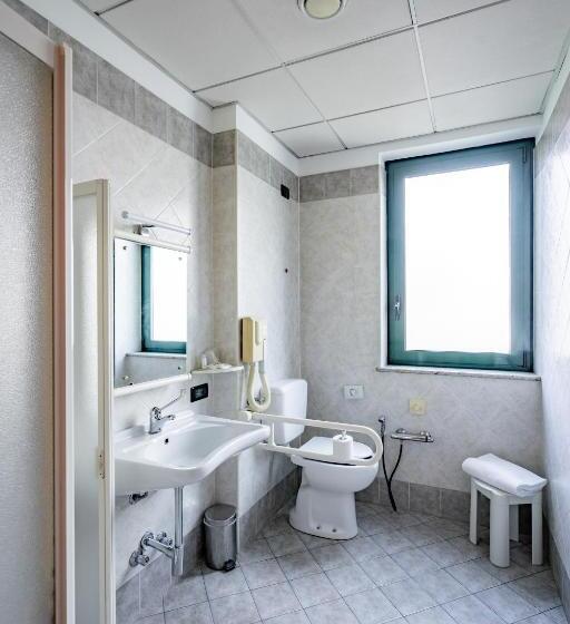 בית מלון כפרי Parisi