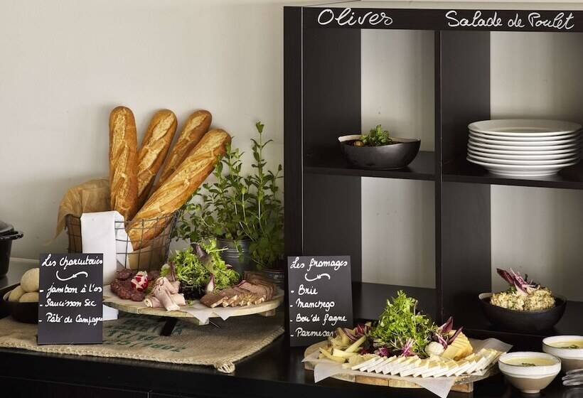 בית מלון כפרי Park Inn By Radisson Liege Airport