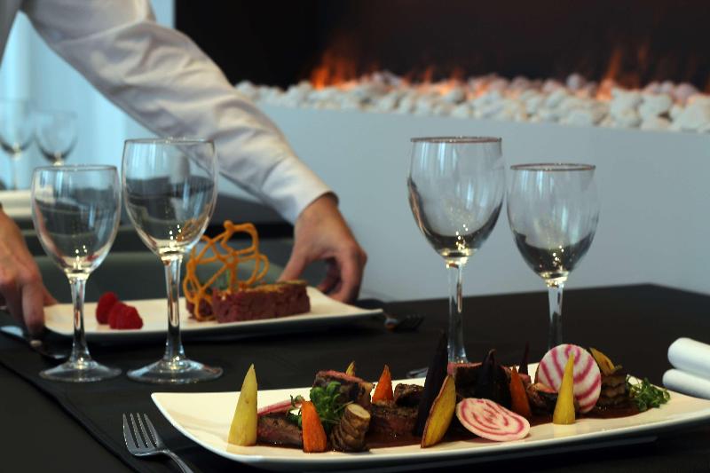 בית מלון כפרי Park Inn By Radisson Liege Airport