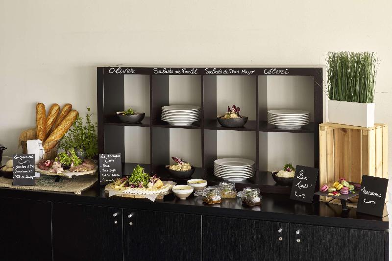 בית מלון כפרי Park Inn By Radisson Liege Airport