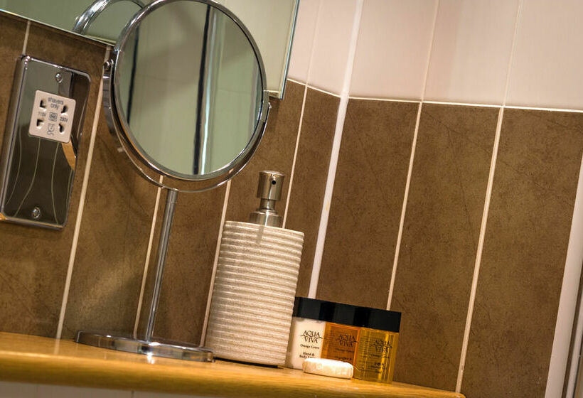 فندق The Postbox By Bridgestreet