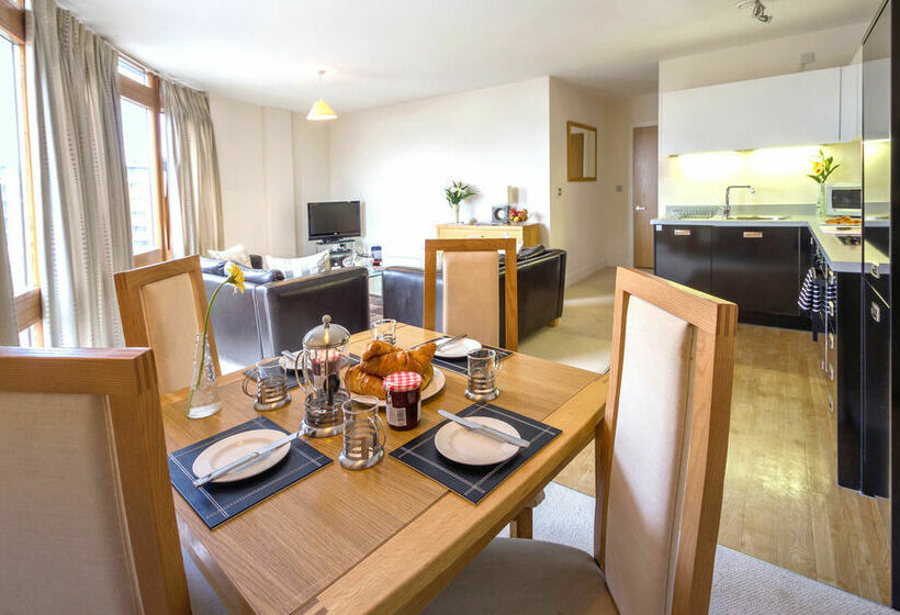 فندق The Postbox By Bridgestreet